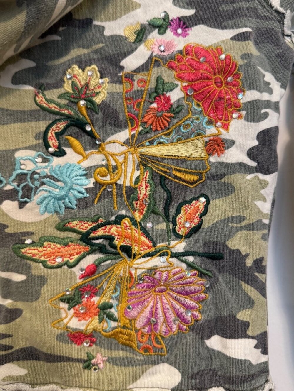 Miss Me Camo Hoodie With Embroidered Floral Design & Sequins Small - Picture 8 of 8